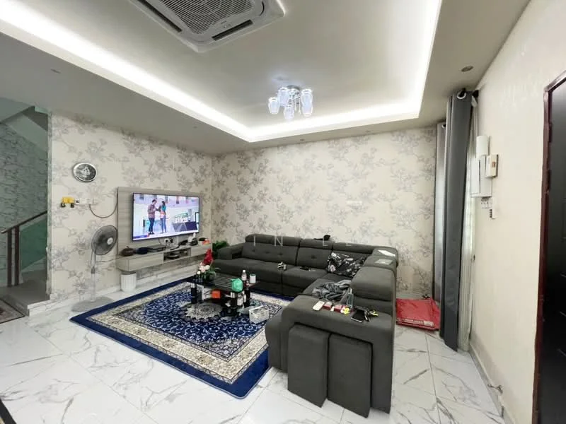 Living features: L-shape sectional sofa in grey, coffee table, area rug with geometric pattern, wall-mounted TV, TV console, decorative items on table, recessed downlights, ceiling rose, wall-mounted fan, white painted walls with floral pattern, marble tile flooring, curtains, air conditioning unit; style: modern.