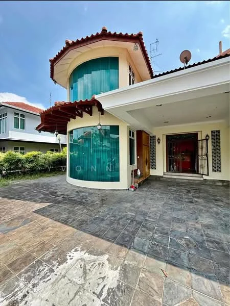 Exterior type: detached bungalow; features: curved glass facade, red tiled roof, stone-paved driveway, manicured lawn, landscaped garden, outdoor lighting, front porch, security grille, satellite dish, multiple windows, visible drainage system; style: modern.