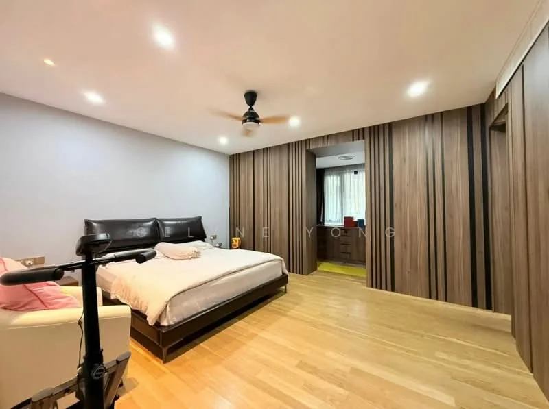 Bedroom features: king-size bed with black leather headboard, white bedding, wooden flooring, ceiling fan with light, wall-mounted mirror, built-in wardrobe with wooden panels, large window with natural light, decorative wall with vertical wooden slats; style: modern.