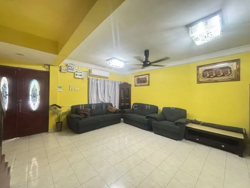 Living features: yellow painted walls, white ceiling, ceramic tile flooring, 5-blade ceiling fan with light, sofa in dark green fabric, coffee table, wall-mounted TV console, decorative wall art, curtains, double doors at entrance, air conditioning unit; style: contemporary.