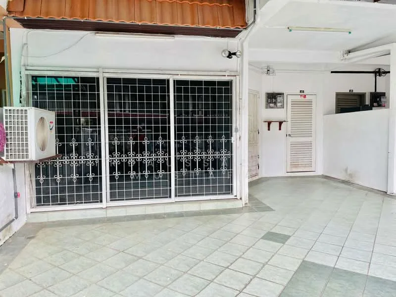 Exterior type: linked terrace house; features: grilled security doors, sliding glass doors, wall-mounted split AC, tiled flooring, covered awning, exposed concrete walls, interior wall with door, outdoor space with open layout; style: modern.