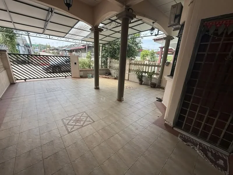 Exterior type: linked terrace house; features: covered car porch, tiled flooring, decorative tile patterns, fenced perimeter, potted plants, gate with security bars, front yard with greenery, outdoor lighting fixtures; style: modern.