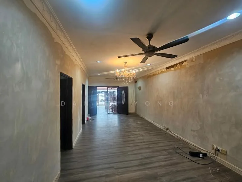 Room features: wooden flooring, cream painted walls, exposed ceiling with crown moulding, 5-blade ceiling fan, chandelier, recessed downlights, sliding glass door, large opening to outdoor area, power outlet on floor, unfinished wall section, dark wooden doors; style: modern.