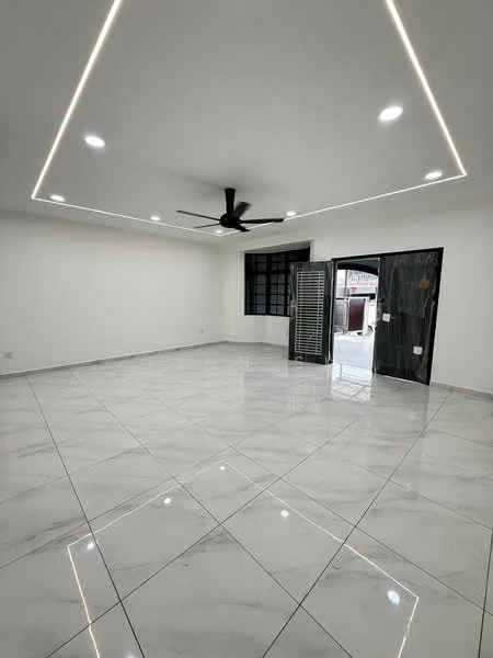 Living features: white painted walls, marble tile flooring, tray ceiling with LED strip lighting, 5-blade ceiling fan, floor-to-ceiling windows, sliding glass door, blackout curtains, open layout; style: modern.