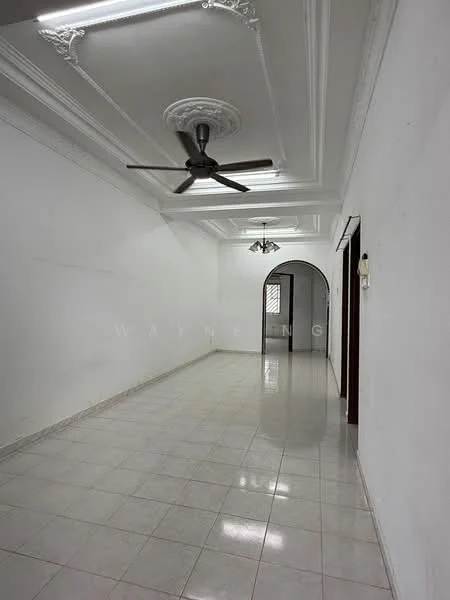 Room features: white painted walls, glossy ceramic tile flooring, tray ceiling with decorative moulding, recessed downlights, 5-blade ceiling fan, arched doorway, light fixture with multiple bulbs; style: minimalist.