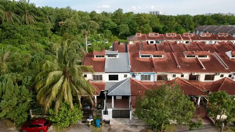 Exterior type: linked terrace house; features: red tile roof, white painted facade, green landscaping with palm trees, manicured lawn, driveway with interlocking pavers, multiple storeys, surrounded by mature greenery, adjacent to residential area; style: modern.