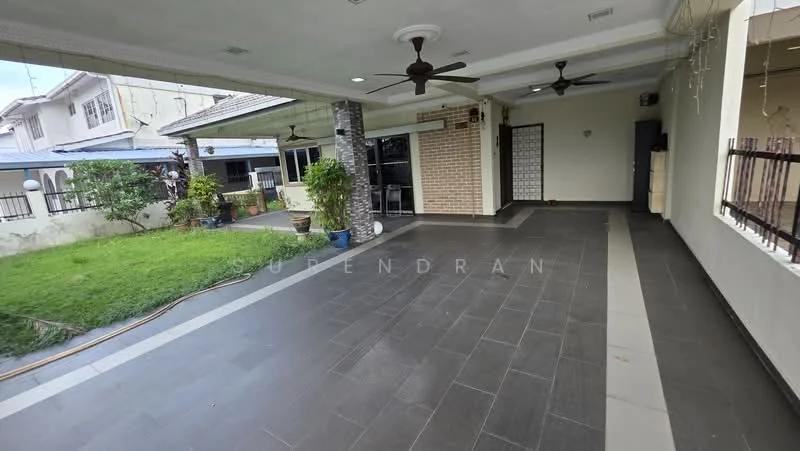 Exterior type: linked terrace house; features: covered porch area, grey tiled flooring, ceiling fan, manicured lawn, landscaped garden, brick wall, sliding door access, outdoor lighting, paved walkway; style: modern.