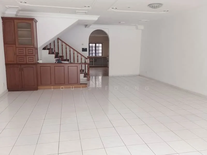 Living features: white painted walls, white tiled flooring, recessed downlights, wooden staircase, built-in wooden cabinetry, arched doorway, open layout, large windows, high ceiling; style: modern.
