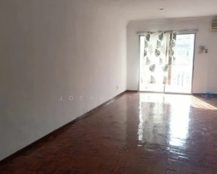 Living features: white painted walls, wooden flooring, floor-to-ceiling sliding glass door, sheer curtains, 1 wall-mounted split AC.