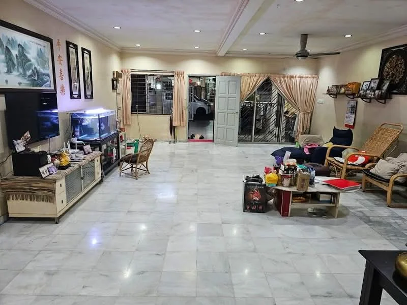 Living features: marble flooring, white painted walls, recessed downlights, 5-blade ceiling fan, large windows with curtains, TV console, fish tank, sofa with cushions, coffee table, decorative wall art, open space layout, decorative plants, wooden armchair, storage cabinets; style: contemporary.