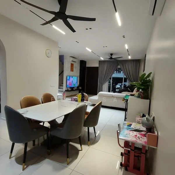 Living features: white painted walls, glossy tile flooring, 5-blade ceiling fan with light, recessed LED downlights, sofa in light color, TV console, wall-mounted TV, curtains, indoor plant, dining table with white surface, upholstered dining chairs in grey, decorative items on table; style: modern.