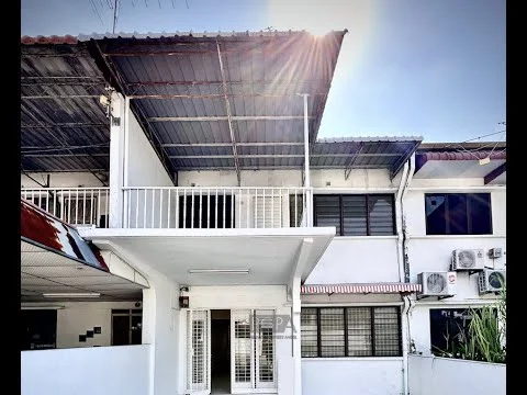 Exterior type: linked terrace house; features: flat roof, white painted facade, balcony with railing, multiple air conditioning units, windows with grilles, exposed concrete, overhang for shade, manicured landscaping; style: modern.