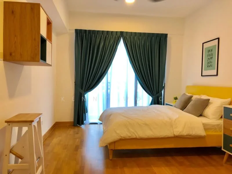 Bedroom features: queen-size bed with white bedding, yellow upholstered headboard, two bedside tables with blue drawers, wooden flooring, floor-to-ceiling windows, curtains in dark green, wall-mounted shelf, decorative wall art, ceiling fan; style: modern; view: city.
