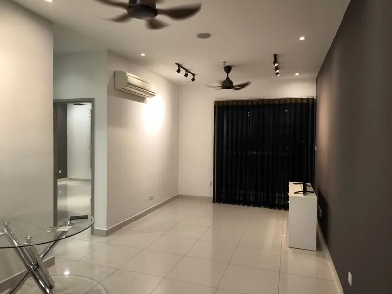 Living features: white painted walls, grey accent wall, glossy ceramic tile flooring, 5-blade ceiling fan with light, recessed LED downlights, blackout curtains, glass dining table, white TV console, air conditioning unit; style: modern.