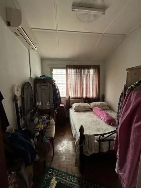 Bedroom features: wooden flooring, white painted walls, sliding window with sheer curtains, double bed with bedding, wall-mounted air conditioning unit, built-in wardrobe, clothes rack, bench seating, decorative area rug.