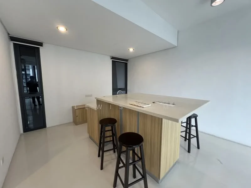 Kitchen features: island countertop with light-colored stone surface, wooden cabinetry, bar stools, white painted walls, recessed downlights, floor-to-ceiling windows, polished concrete flooring; style: modern.