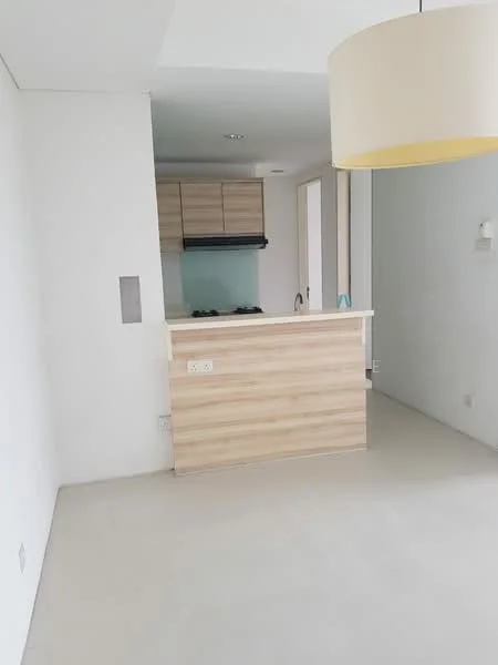 Kitchen features: light wood cabinetry, white countertop, built-in gas hob, exhaust hood, open layout, neutral wall colour, concrete flooring, pendant light fixture; style: modern.