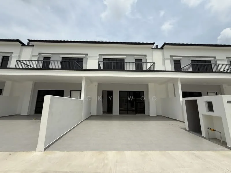 Exterior type: linked terrace house; features: white painted facade, flat roof, two-storey building, balconies with black railings, concrete flooring, manicured front area, large windows, open porch area; style: modern.
