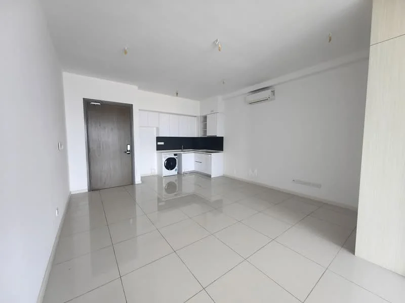 Living features: white painted walls, glossy ceramic tile flooring, recessed downlights, wall-mounted split AC, kitchen cabinetry with white finish, black countertop, built-in washing machine, open layout, no visible furniture, large windows for natural light; style: modern.