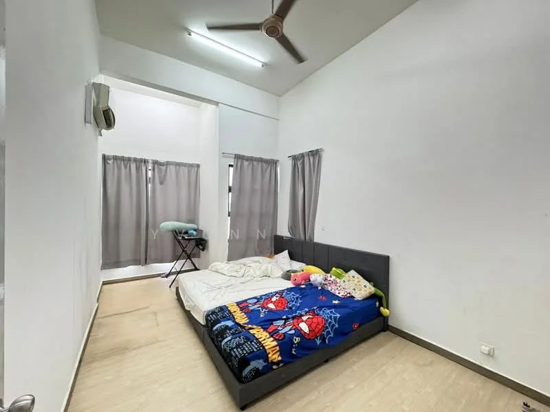 Bedroom features: queen-size bed, upholstered headboard, white walls, light wood flooring, 5-blade ceiling fan, floor-to-ceiling windows, grey curtains, wall-mounted split AC, folding drying rack; style: minimalist.