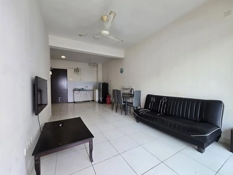 Living features: black leather sofa, coffee table, wall-mounted TV, ceiling fan, white painted walls, tile flooring, dining table with chairs, open layout; style: modern.