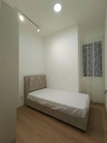 Bedroom features: queen-size bed, upholstered headboard, white painted walls, wooden flooring, recessed downlights, curtains with floral pattern, single window, minimalist decor; style: modern.