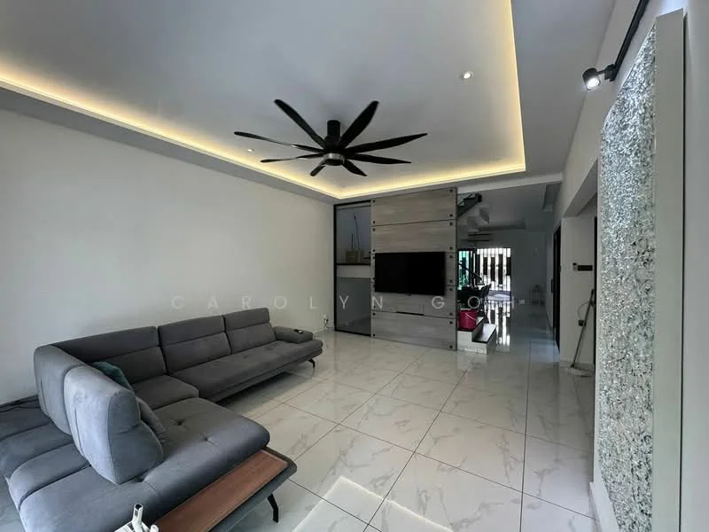 Living features: grey fabric sectional sofa, marble tile flooring, 5-blade ceiling fan with integrated LED light, wall-mounted TV, recessed lighting, white painted walls, decorative feature wall with stone cladding, large windows with natural light; style: modern.