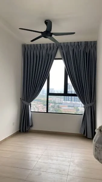 Room features: floor-to-ceiling window, grey curtains, 5-blade ceiling fan, light-coloured wall, light wood flooring, city view; style: modern; view: city.