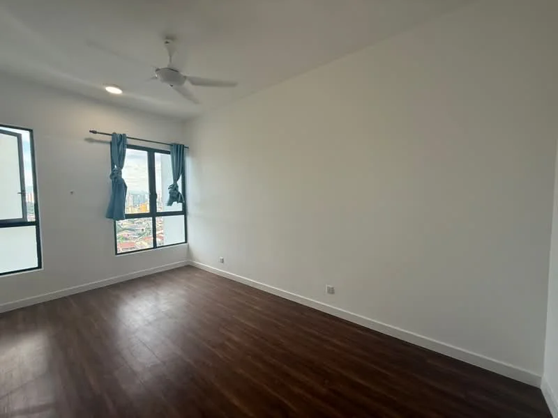 Room features: white painted walls, laminate flooring, 5-blade ceiling fan, floor-to-ceiling windows, blue curtains, city view; style: modern; view: city.