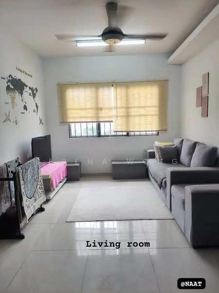 Living features: grey fabric sofa, 3-seater sofa, light-colored area rug, flat-screen TV on stand, window with beige blinds, white painted walls, ceiling fan, decorative wall art, light-colored flooring, throw blankets on sofa, side table, wall-mounted artwork; style: modern.