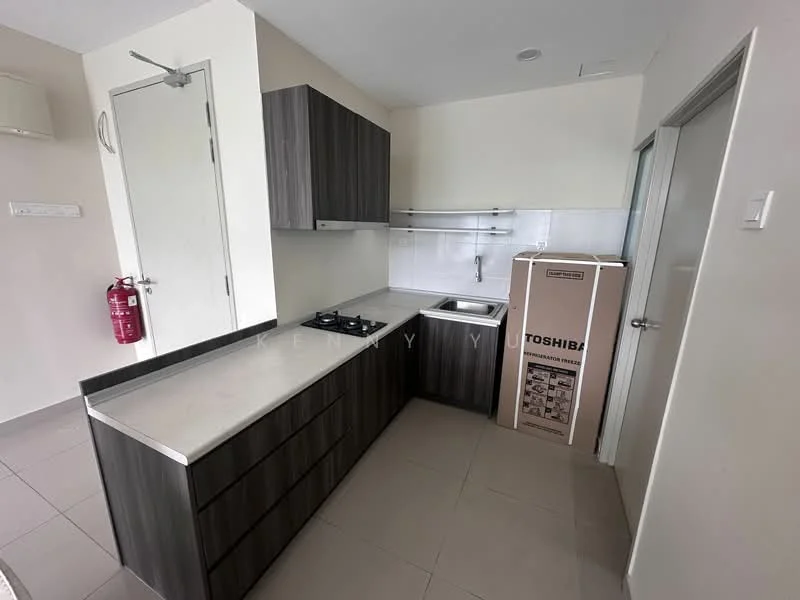 Kitchen features: grey laminate cabinetry, light grey countertop, built-in gas hob, stainless-steel sink, white tiled backsplash, refrigerator, fire extinguisher, wall-mounted cabinet, floor tiles, open layout; style: modern.