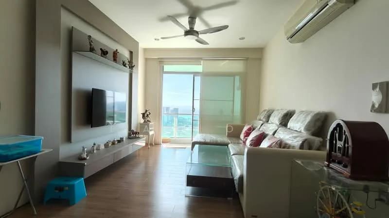 Living features: 3-seater leather sofa in white, coffee table with glass top, wall-mounted TV, TV console with decorative items, ceiling fan with light, large sliding glass door, wooden flooring, decorative wall shelf, framed artwork, area rug, window with sheer curtains; style: modern; view: city.