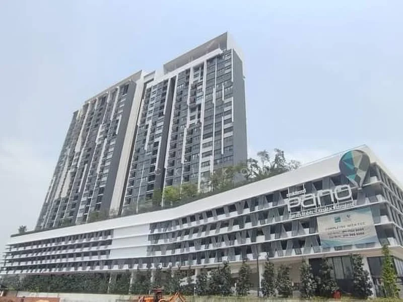 Exterior type: high-rise condominium; features: glass curtain wall, white painted facade, recessed balconies, multiple storeys, landscaped terrace, modern architectural design; style: modern.
