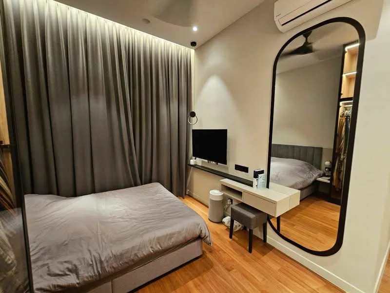 Bedroom features: queen-size bed with grey bedding, wooden flooring, floor-to-ceiling grey curtains, wall-mounted TV, mirror with black frame, built-in wardrobe with open shelving, 1 wall-mounted split AC, recessed downlights, ceiling fan, nightstand, decorative items on nightstand; style: modern.