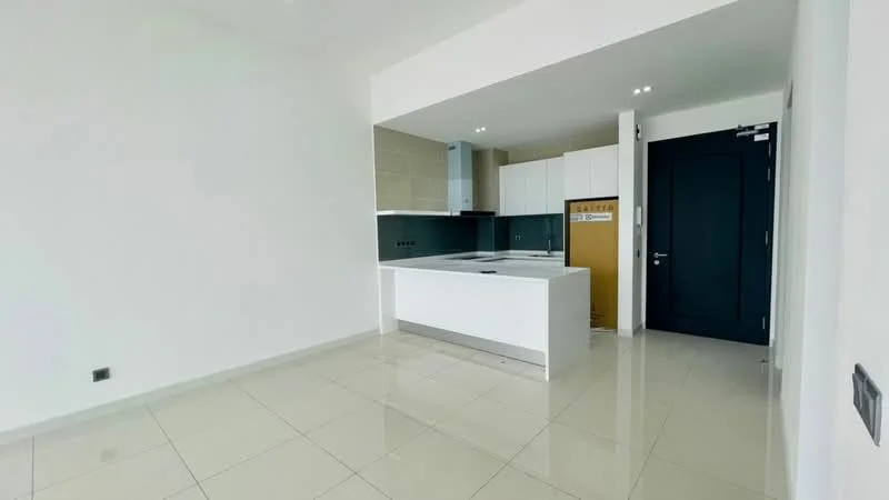 Kitchen features: white cabinetry, grey backsplash, white countertop, built-in oven, stainless-steel sink, single-bowl stainless-steel sink, 4-burner gas hob, ceramic tile flooring, recessed downlights, open layout; style: modern.