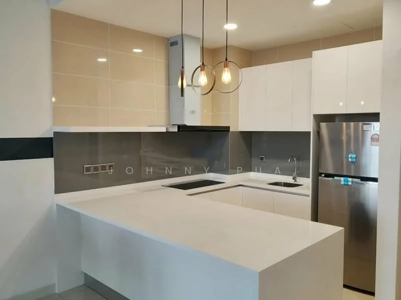 Kitchen features: white quartz countertop, white shaker cabinets, stainless-steel fridge, built-in cooktop, stainless-steel range hood, grey tile backsplash, pendant lights, single-bowl stainless-steel sink, chrome pull-down faucet, wall-mounted cabinets, open shelving, grey ceramic tile flooring; style: modern.
