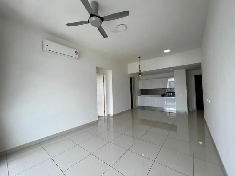 Living features: white painted walls, glossy ceramic tile flooring, 5-blade ceiling fan with light, recessed downlights, air conditioning unit, open-plan layout, kitchen area visible in background, large windows for natural light; style: modern.