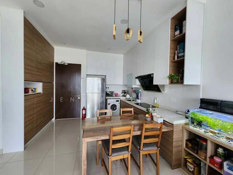 Kitchen features: white upper cabinets, wood lower cabinets, stainless-steel fridge, built-in oven, 4-burner gas hob, stainless-steel sink, chrome pull-down faucet, white tiled backsplash, dining table with 6 wooden chairs, washing machine, open shelving, fish tank, recessed downlights, ceramic tile flooring; style: modern.