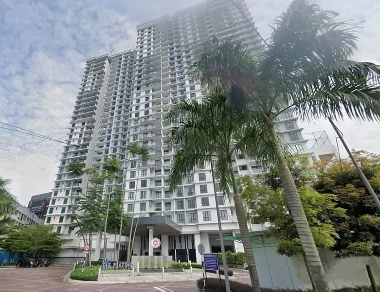 Exterior type: high-rise condominium; features: glass curtain wall, white painted facade, recessed balconies, landscaped entrance with palm trees, manicured lawn, multiple storeys, modern architectural design, covered main entrance, surrounded by greenery; style: modern.