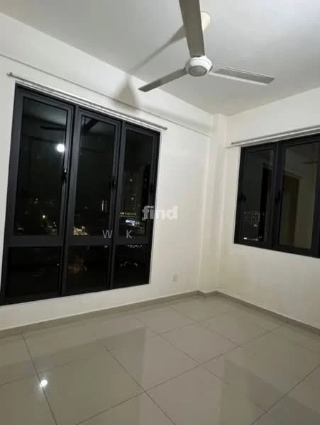 Room features: large floor-to-ceiling windows, black window frames, white painted walls, glossy ceramic tile flooring, 5-blade ceiling fan, city skyline view, neutral color scheme, minimalist design; style: modern; view: city.