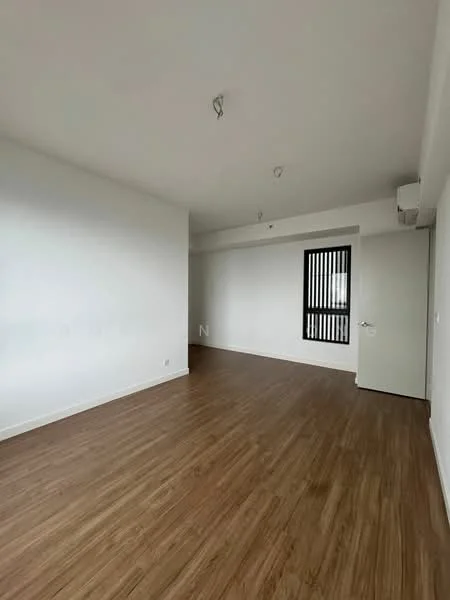 Room features: white painted walls, laminate flooring, 1 wall-mounted split AC, ceiling lights, large window with vertical bars, door with handle; style: modern.