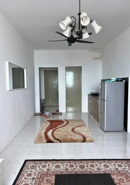 Living features: white painted walls, glossy white tile flooring, 5-blade ceiling fan with light, chandelier, large mirror, area rug with geometric pattern, refrigerator, kitchen countertop, doorway to adjacent rooms; style: modern.