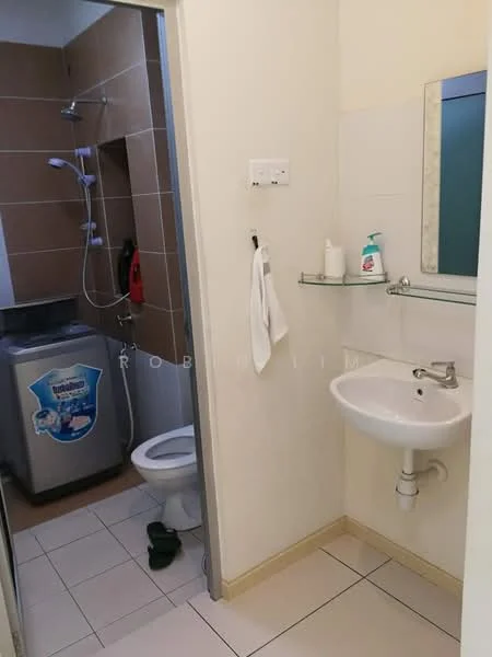 Bathroom features: white painted walls, cream tiled flooring, single-sink vanity with wall-mounted mirror, chrome basin mixer faucet, toilet, walk-in shower with glass partition, shower head, washing machine, shelf with toiletries, towel rack; style: modern.