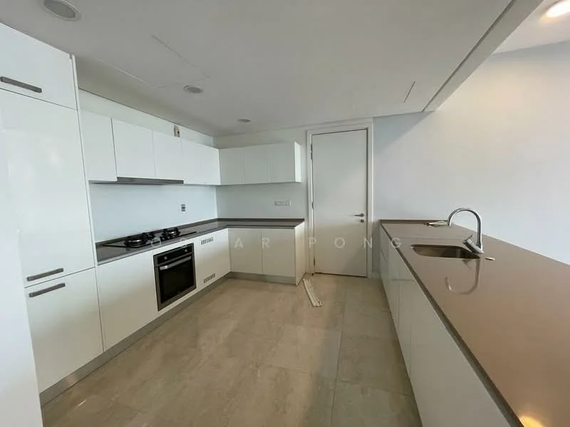 Kitchen features: white cabinetry, grey countertop, stainless-steel sink, chrome pull-down faucet, built-in oven, 4-burner gas hob, ventilation hood, ceramic tile flooring, white painted walls, recessed downlights; style: modern.