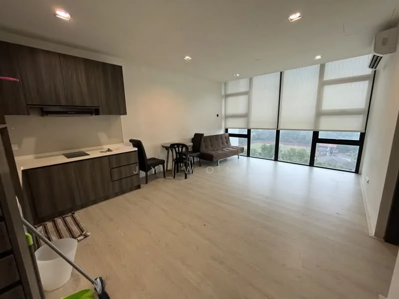 Living features: light wood flooring, white painted walls, kitchenette with dark wood cabinetry, black countertop, built-in oven, stainless-steel sink, chrome pull-down faucet, 2-seater dining table, 2 dining chairs, floor-to-ceiling windows, roller blinds, 1 wall-mounted split AC, recessed downlights; style: modern; view: city.