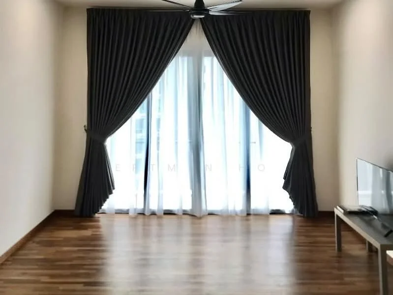 Living features: wooden flooring, white painted walls, 5-blade ceiling fan, floor-to-ceiling windows, sheer curtains, dark grey curtains, TV console, wall-mounted TV; style: modern.