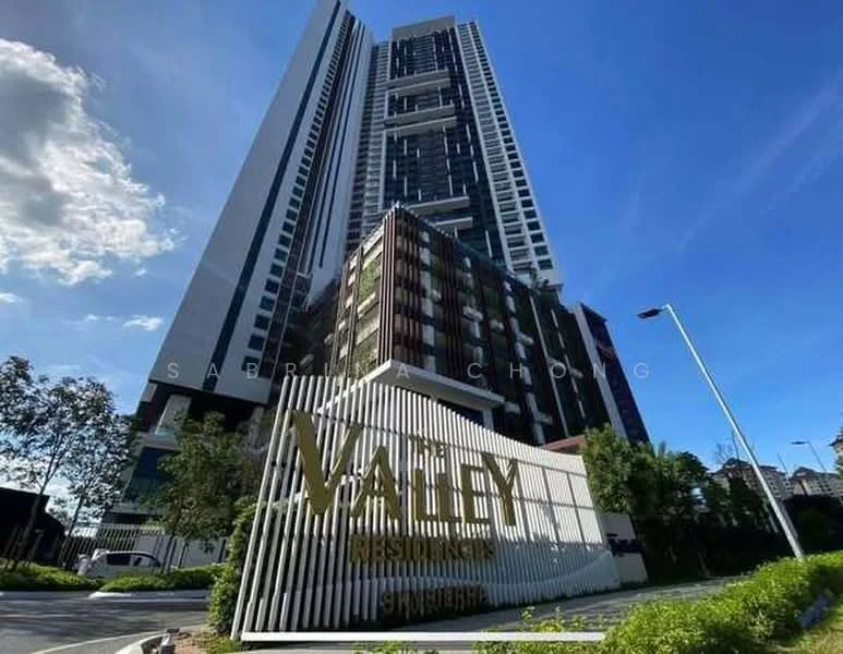 Exterior type: high-rise condominium; features: glass curtain wall, white painted facade, projecting balconies, feature lighting at night, manicured landscaping, surrounded by mature greenery, modern architectural design; style: modern.