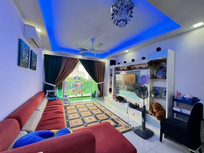 Living features: red fabric sofa, area rug with geometric pattern, white TV console, wall-mounted TV, shelves with decorative items, ceiling fan with light, recessed LED downlights, blue LED accent lighting, floor-to-ceiling windows, curtains in dark green, decorative wall art, wall-mounted air conditioning unit; style: modern; view: garden.