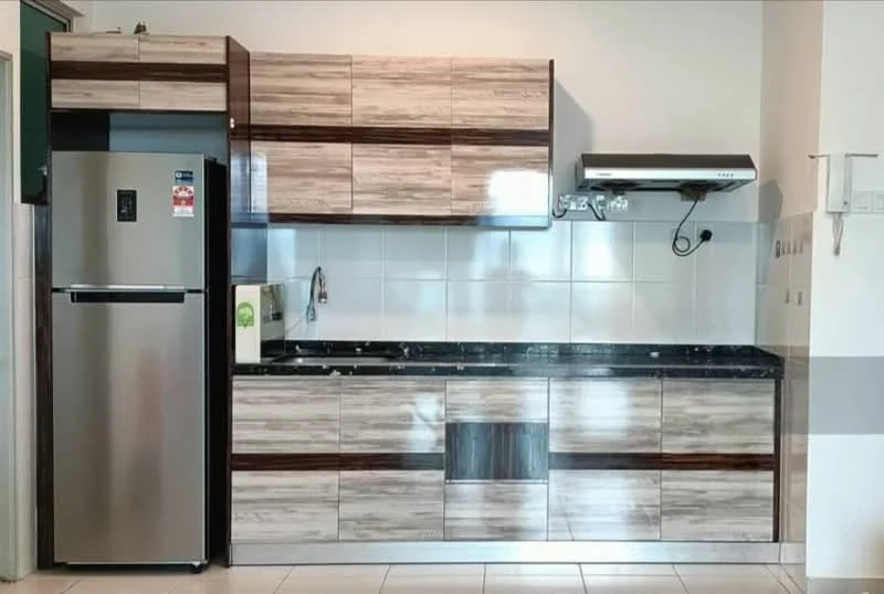 Kitchen features: stainless-steel fridge, black granite countertop, wooden cabinetry with a textured finish, built-in kitchen hood, single-bowl stainless-steel sink, chrome pull-down faucet, white tiled backsplash, ceramic tile flooring, under-cabinet lighting; style: modern.