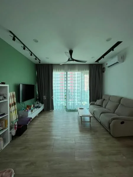 Living features: green accent wall, light wood flooring, 3-seater fabric sofa in light grey, coffee table, wall-mounted TV, TV console, 5-blade ceiling fan with light, recessed downlights, floor-to-ceiling windows with sheer curtains, air conditioning unit; style: modern; view: city.